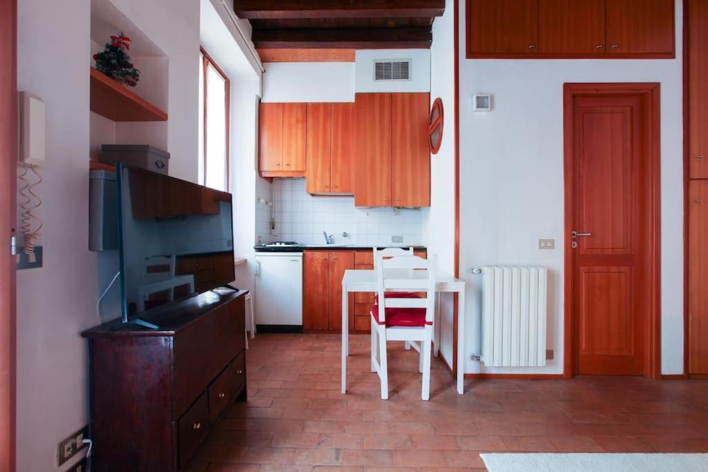 Charming Flat In Brera Mailand